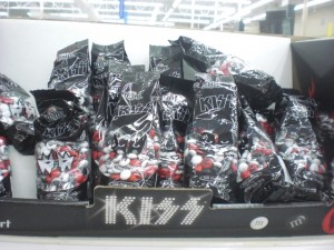 KISS-M&M's KISS-M&M's